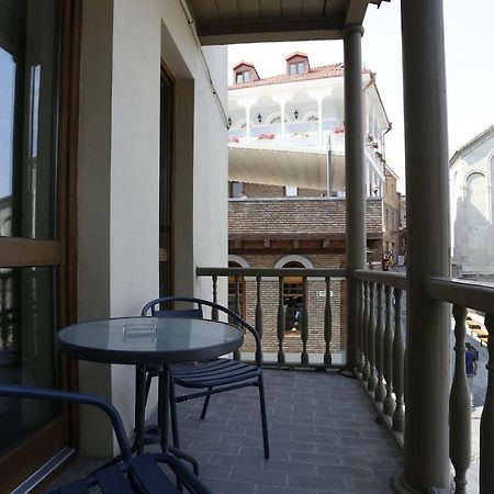 Proper Apartment - Duplex Home Tbilisi Eksteriør bilde