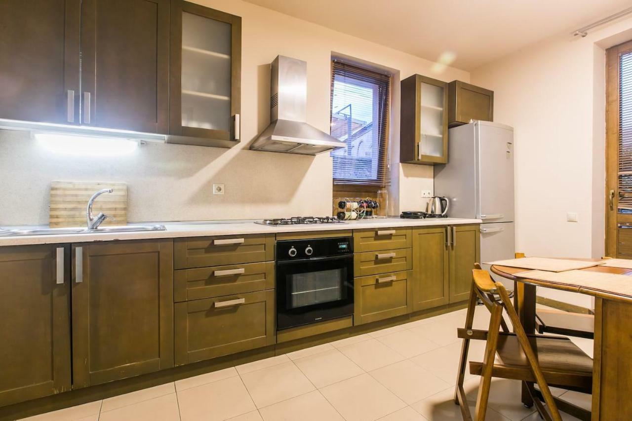 Proper Apartment - Duplex Home Tbilisi Eksteriør bilde